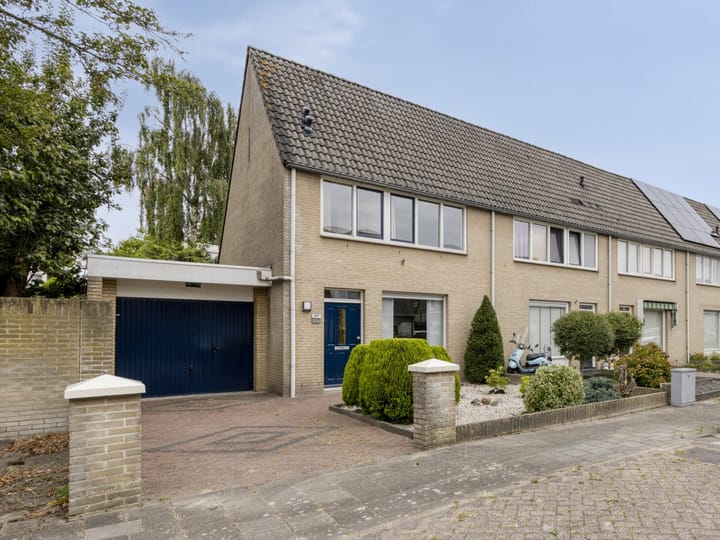 Holtenstraat 63 in Tilburg foto