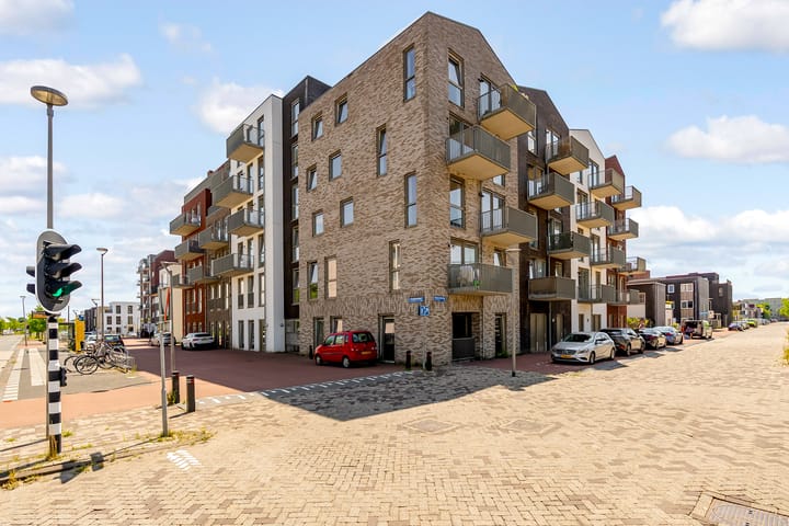 Homerusplein 100 in Almere foto
