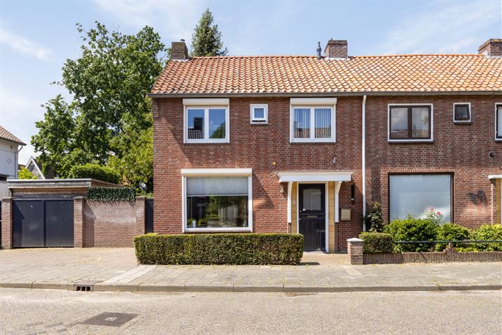 Hondsklauw 3 in Sint-Michielsgestel