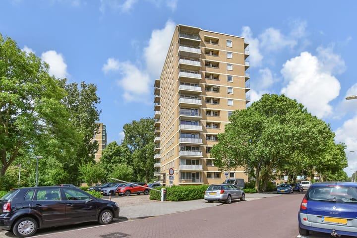 Hongarenburg 104 in 's-Gravenhage foto
