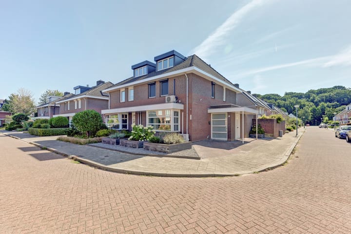 Photo of property Honingklaver 11, Venlo
