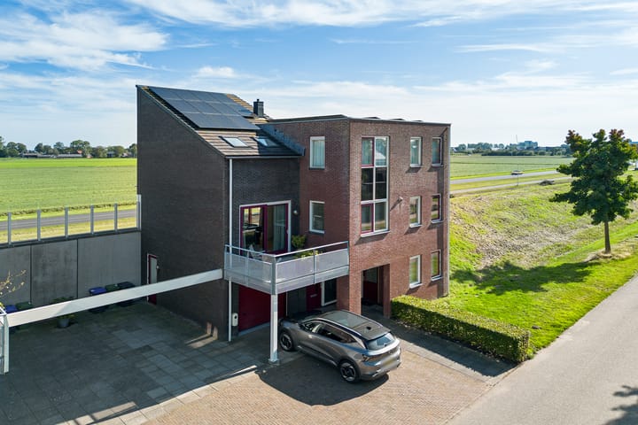 Hoofden 64 in Sneek