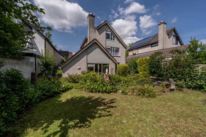 Photo of property Hoofdland 17, Mijnsheerenland