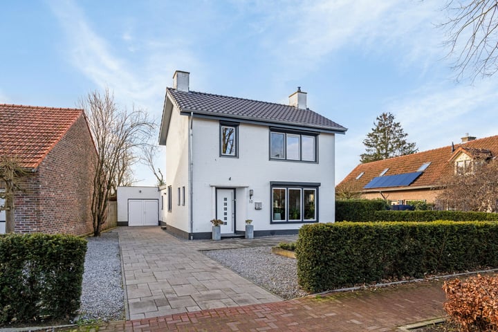 Photo of property Hoofdstraat 10, Posterholt