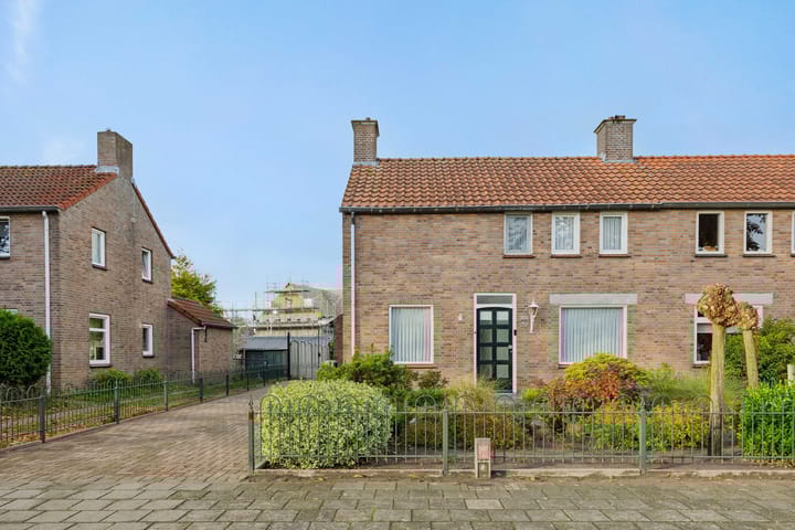 Hoofdstraat 106 in Liessel
