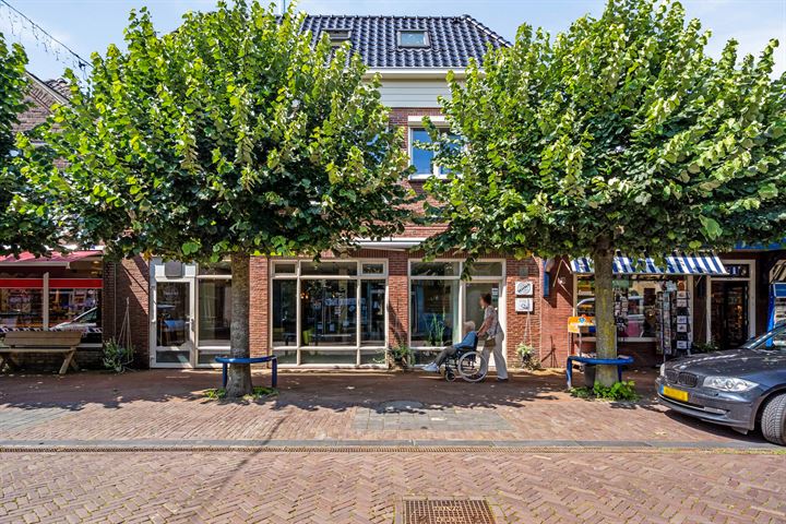 Hoofdstraat 12 in Koudum