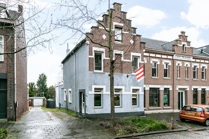 Hoofdstraat 123 in Hoensbroek