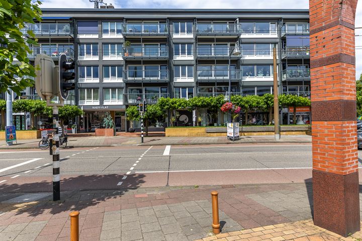 Hoofdstraat 124 in Velp