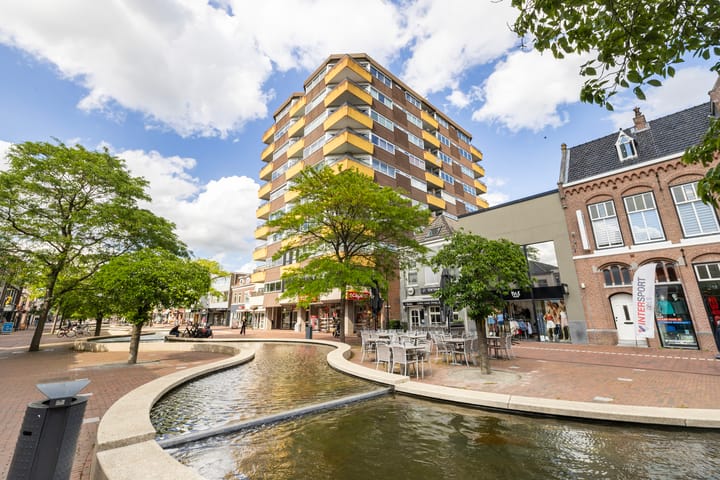 Hoofdstraat 159-44 in Hoogeveen