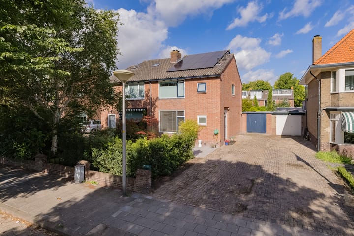 Hoofdstraat 20 in Santpoort-Noord