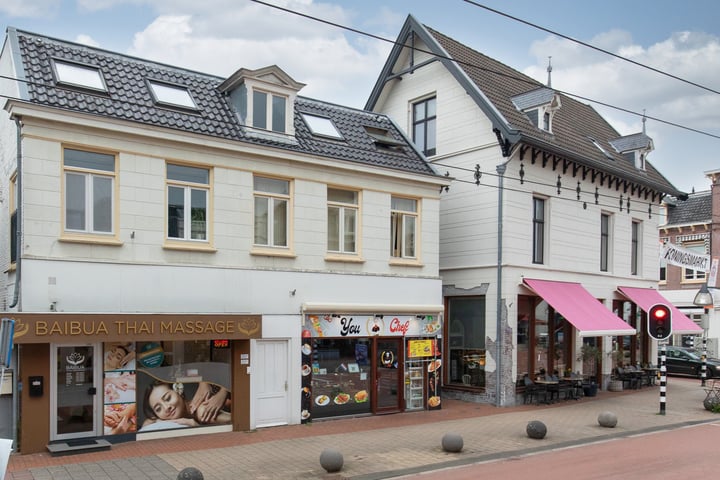 Hoofdstraat 212a in Velp