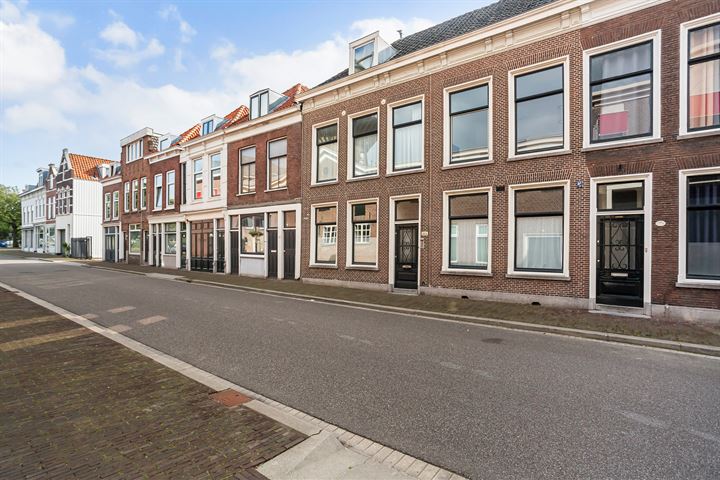 Hoofdstraat 215A in Schiedam