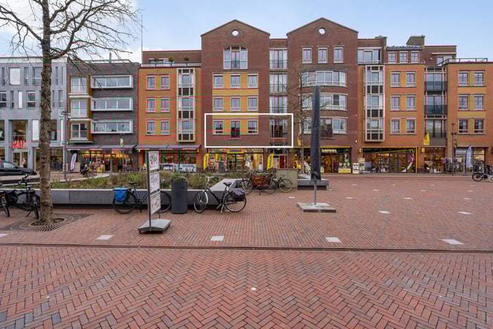 Photo of property Hoofdstraat 228-14, Hoogeveen