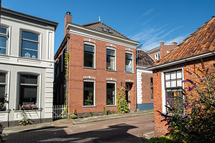 Hoofdstraat 24 in Warffum