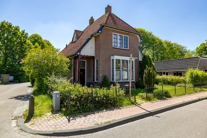 Hoofdstraat 36 in Kloosterburen