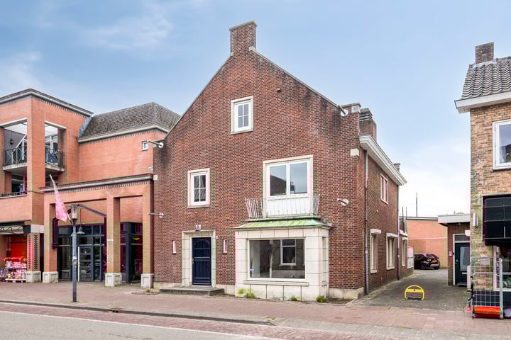 Hoofdstraat 5 in Rijen