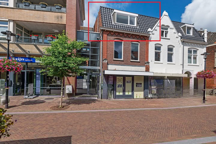 Hoofdstraat 52F in Hillegom