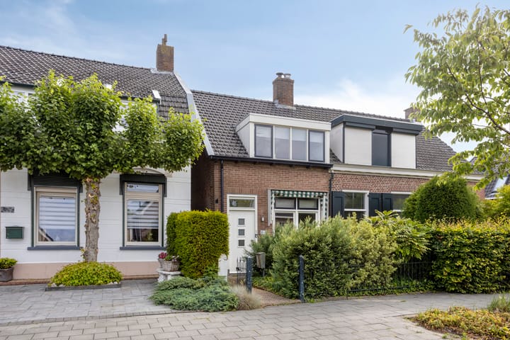 Hoofdstraat 56a in Zevenbergschen Hoek