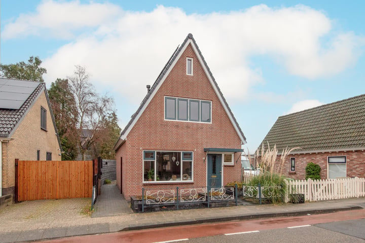 Hoofdstraat 73 in Bovenkarspel