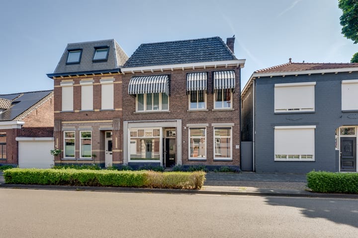 Hoofdstraat 76 in Rijen