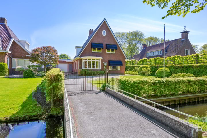 Hoofdstraat W 63 in Winsum