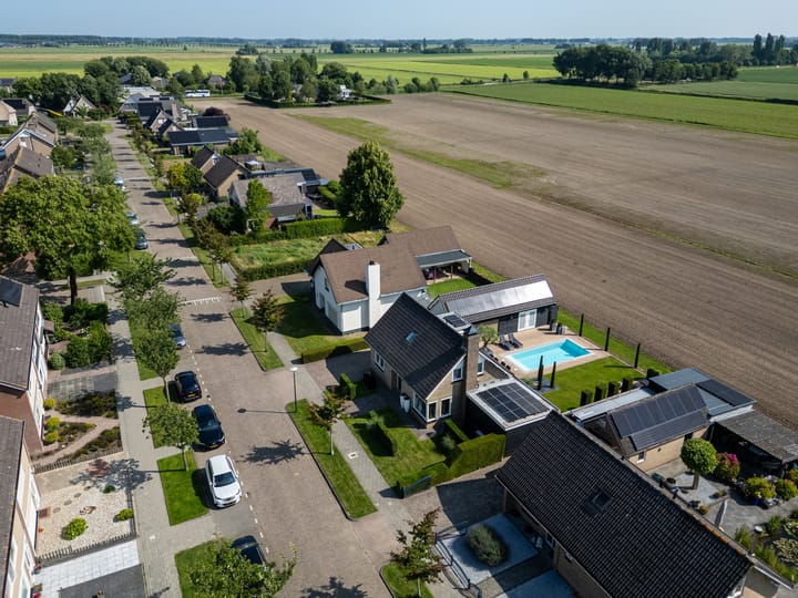 Hoofdveld 47 in Eethen