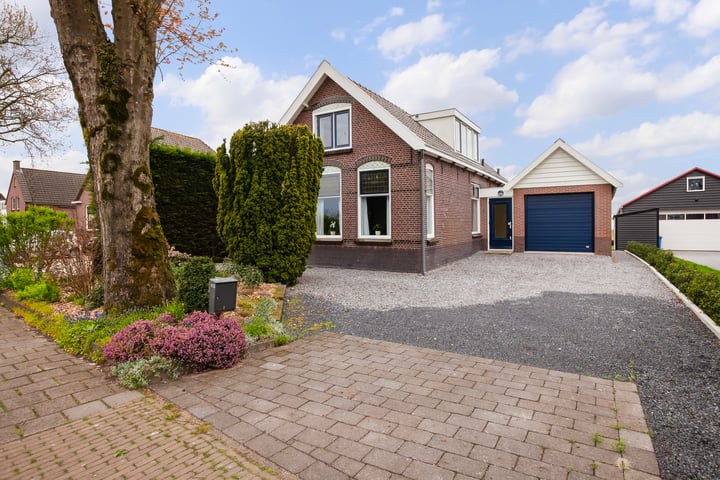 Hoofdweg 113 in Zegveld