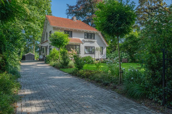 Photo of property Hoofdweg 122, Bellingwolde