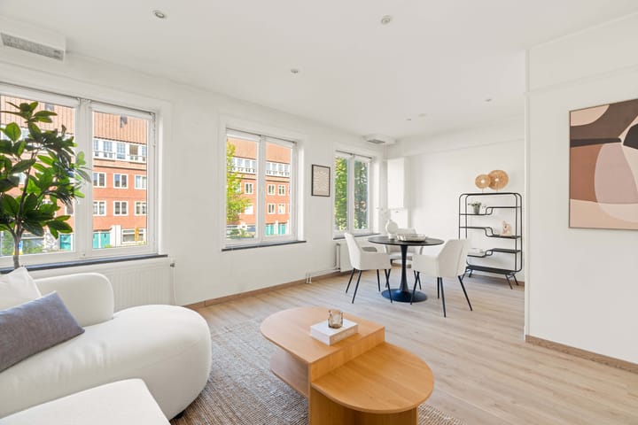 Hoofdweg 346-1 in Amsterdam photo