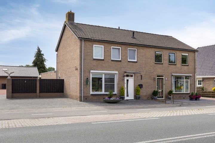 Hoofdweg 43 in Smilde