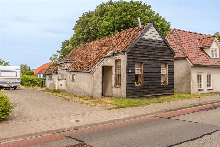 Hoofdweg 59 in Midwolda