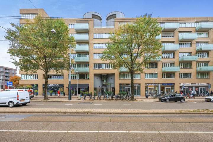 Hoofdweg 670 in Amsterdam foto