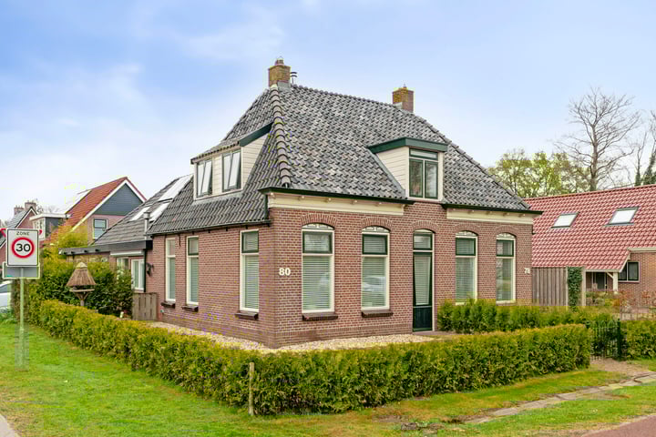 Photo of property Hoofdweg 80, Nijensleek