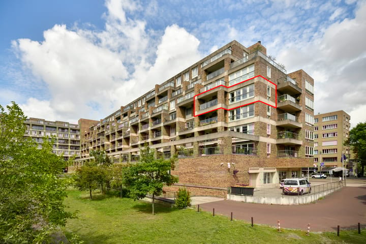 Hoofdweg 813 in Amsterdam