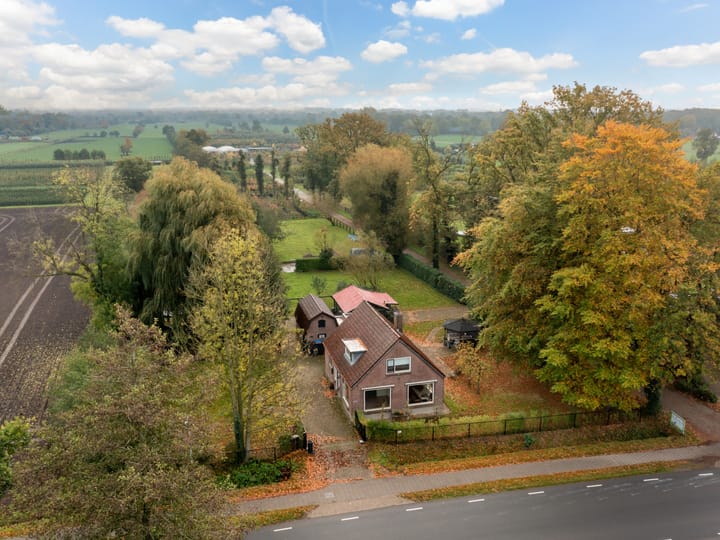 Hoofdweg 90 in Ederveen Foto