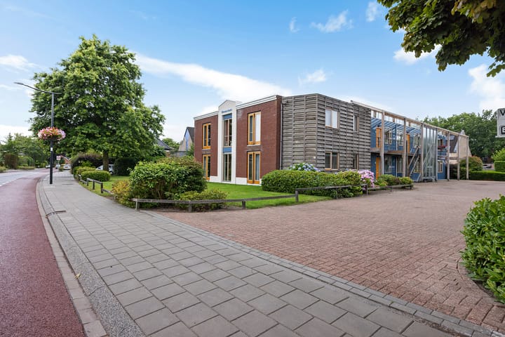 Photo of property Hoofdweg 96a, Eelde