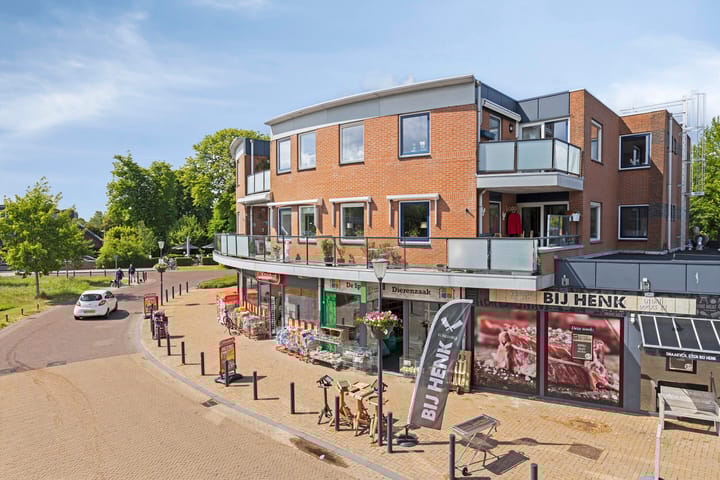 Hoofdweg 97 in Eelde foto
