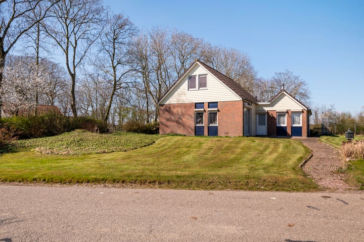 Photo of property Hoofdweg West 51, Nieuwolda