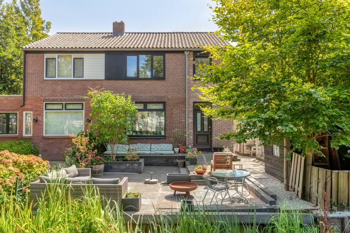 Hoofdweg-Zuid 10 in Nieuwerkerk aan den IJssel