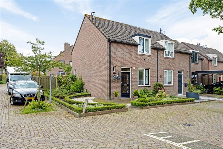 Hoogdonk 10 in Bavel