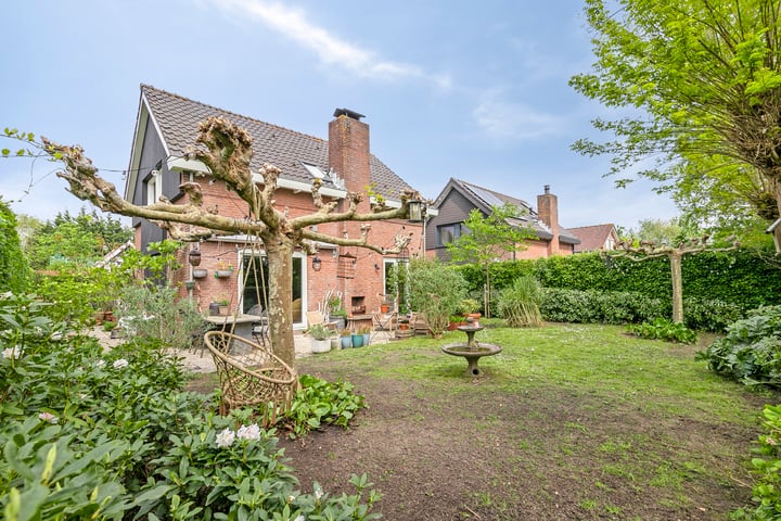 Photo of property Hoogerwerfsweg "De elf Boompjes" 58, Bruinisse