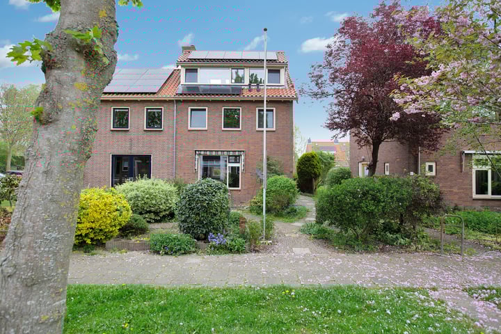 Hoogewaard 13 in Koudekerk aan den Rijn