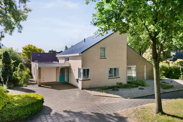 Photo of property Hoogeweg 22, Staphorst