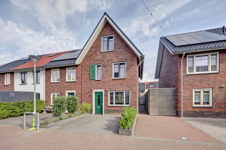 Hoogrijm 7 in Broek op Langedijk
