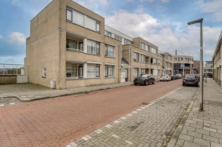 Hoogstraat 10 in Katwijk