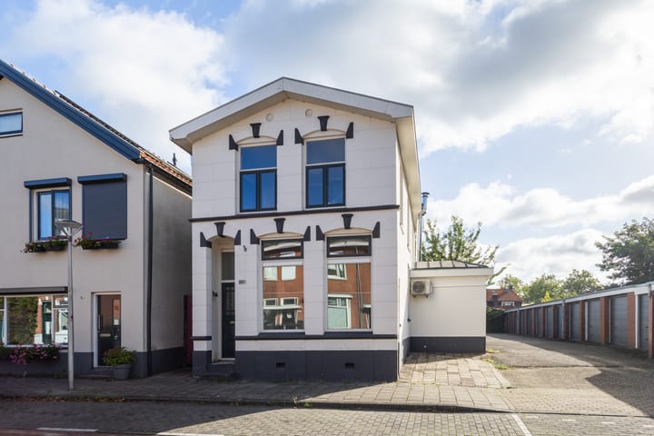 Hoogstraat 105 in Enschede Foto