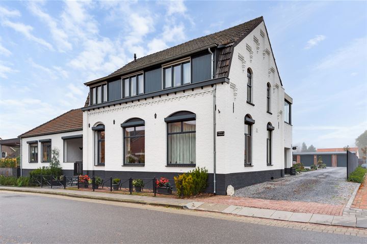 Hoogstraat 19b in Neer