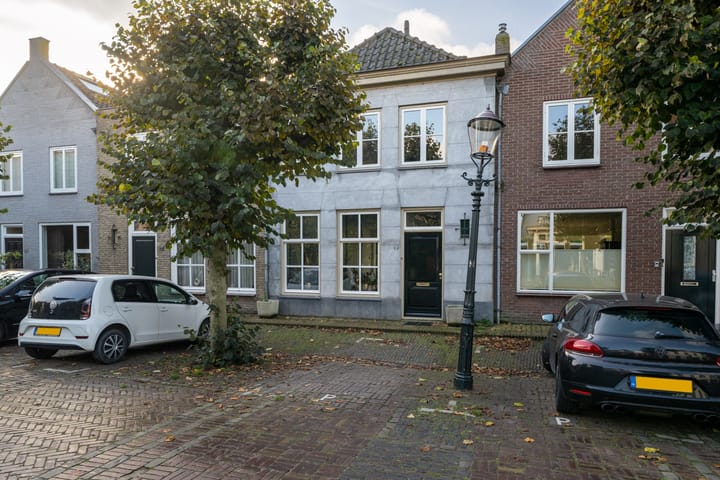 Hoogstraat 24 in Woudrichem
