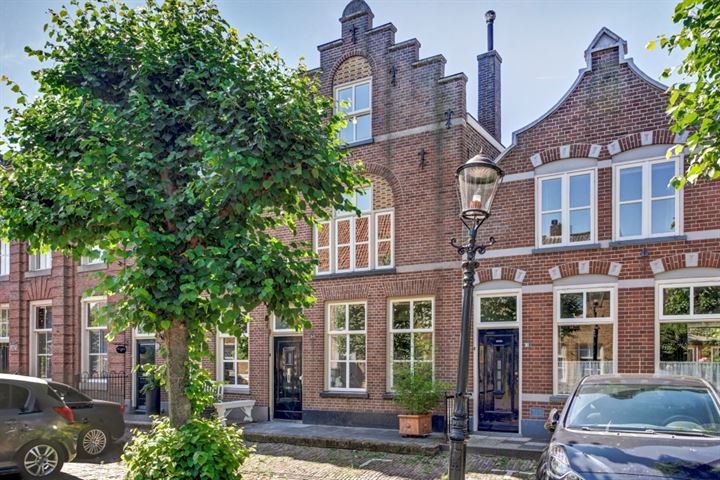 Hoogstraat 32 in Woudrichem