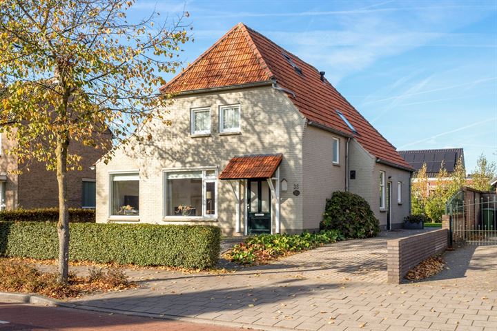 Hoogstraat 36 in Heesch